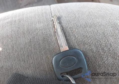 1998 Toyota Sienna Xle z USA, uszkodzony, nr VIN 4T3ZF13C2WU060058